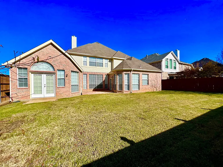 525 Salisbury Dr — Photo 37