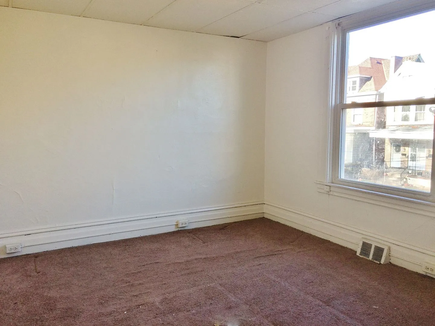 Highland Park - Apartments For Rent In Pittsburgh — Photo 3