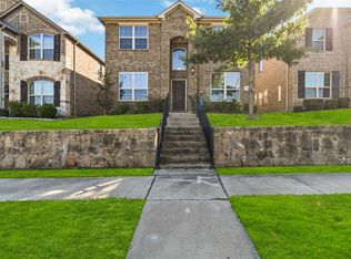 5821 Burgundy Rose Dr, Fort Worth, TX 76123