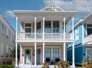 1606 Avenue L, Galveston, TX 77550