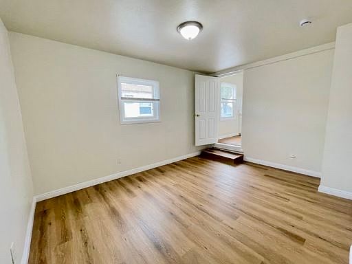 5th image of 2125 W Columbia St