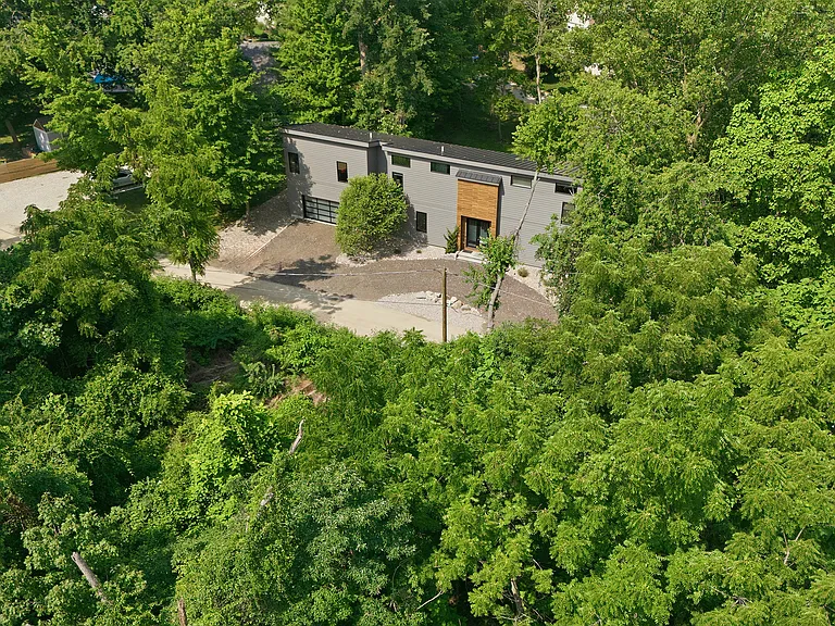 10024 Town Line Rd — Photo 37