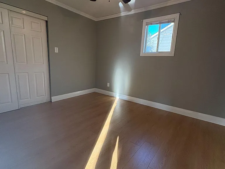 219 Southview Rd — Photo 10