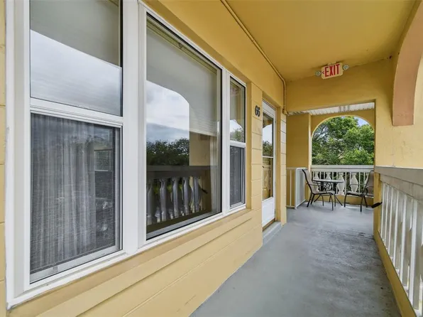 2226 Switzerland Way APT 66, Clearwater, FL 33763