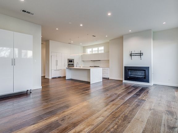 5th image of 3609 Dorothy Ave