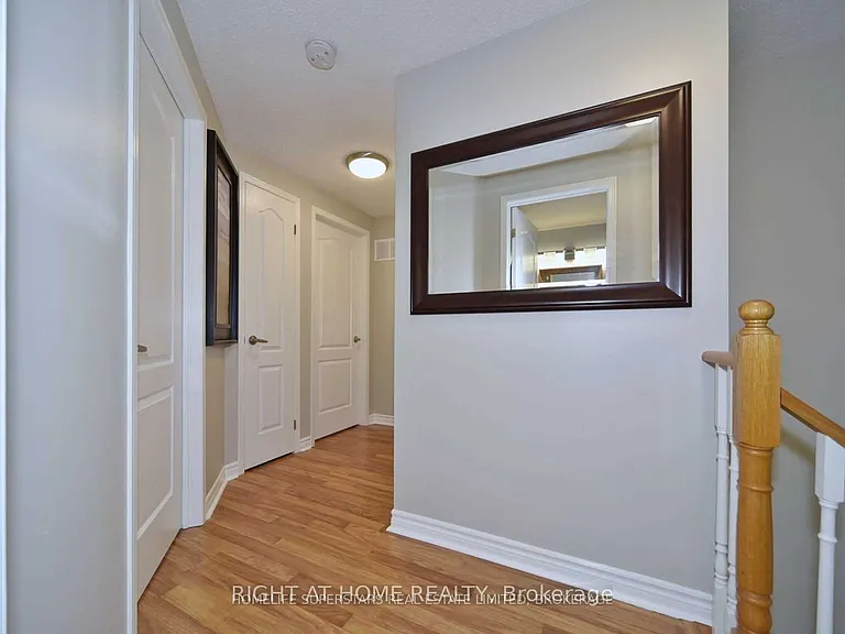1434 Largo Cres — Photo 13