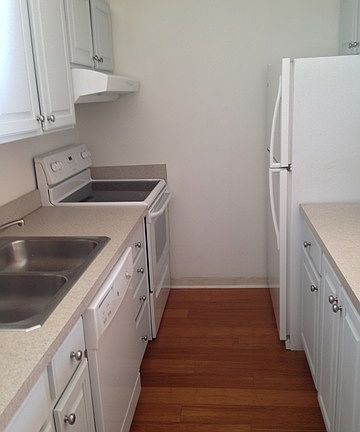 2nd image of 535 N Michigan Ave APT 3005