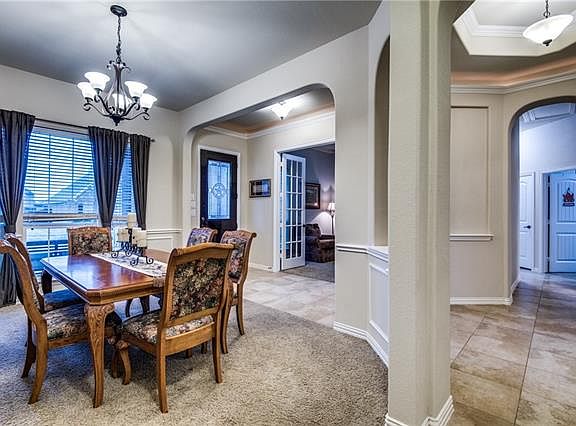 4th image of 3104 Tropica Dr