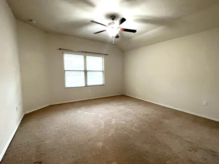 5808 Eden Dr — Photo 7