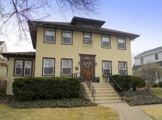 941 N Euclid Ave, Oak Park, IL