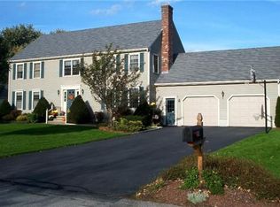 20 Sunnyside Dr, Cumberland, RI 02864