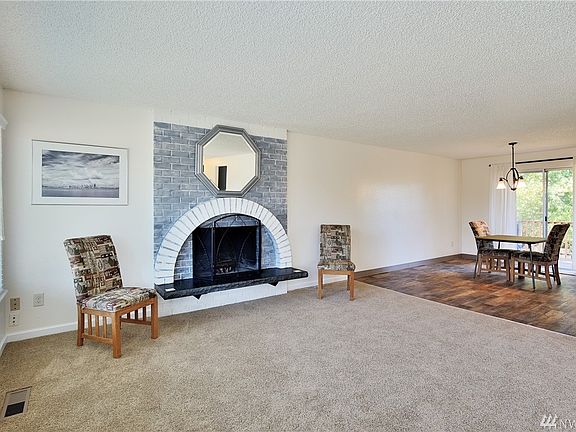 5th image of 12629 45th Ave NE