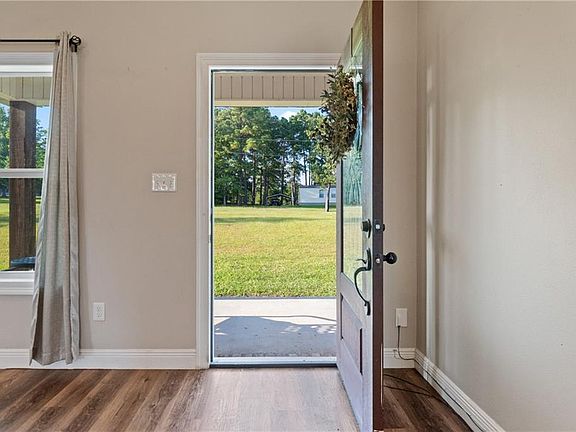 4th image of 238 Dogwood Ln