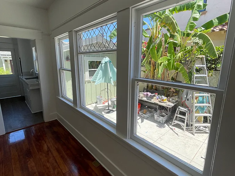 1066 Robinson Ave #1 — Photo 35