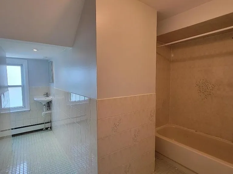 59 Troy Rd — Photo 13