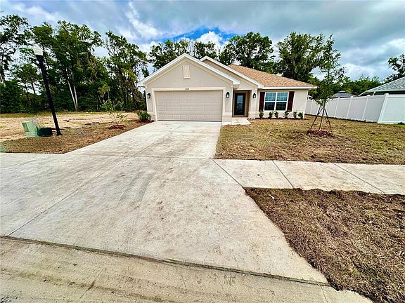2nd image of 4575 NE 32nd Pl