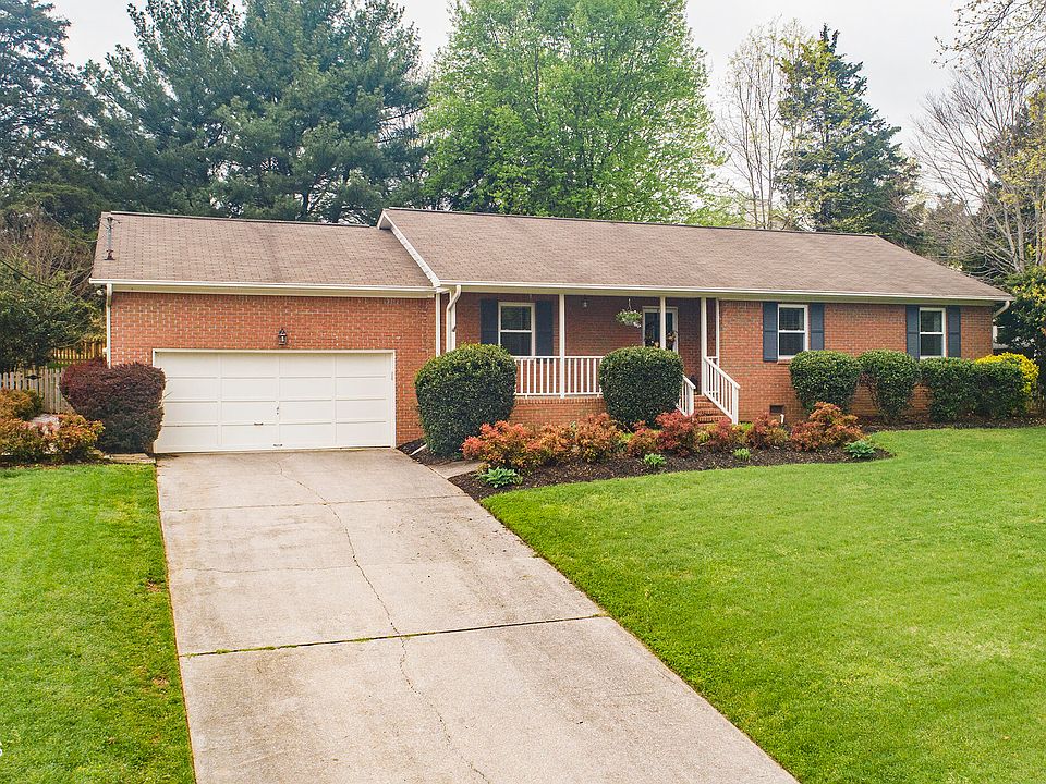 1st image of 9704 Clearwater Dr