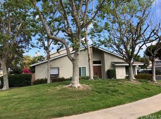 1 Cresthaven #40, Irvine, CA 92604