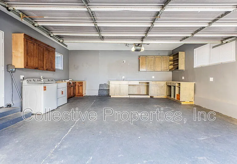 1141 Granger St — Photo 18