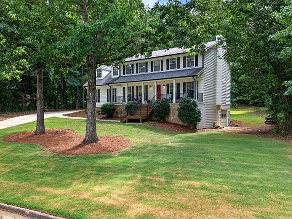5th image of 381 Country Lake Dr