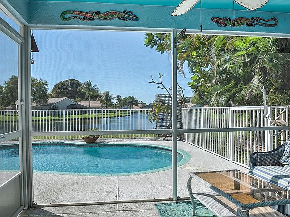3rd image of 8543 Tourmaline Blvd