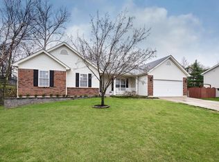 7 Winding Oaks Cir, O'Fallon, MO 63366
