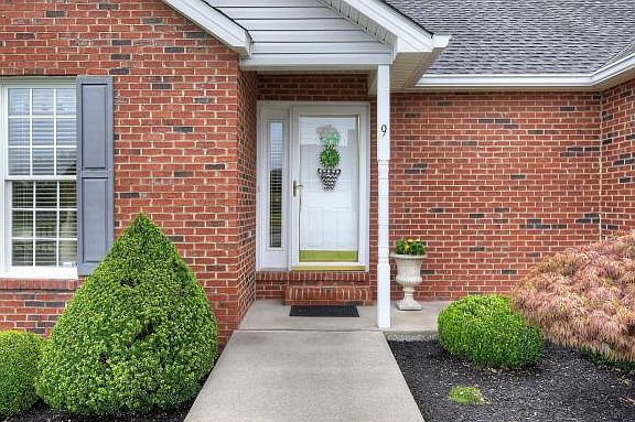 5th image of 9 Boles Dr