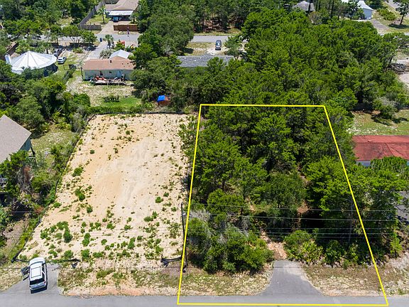 3rd image of 22115 Lakeview Dr