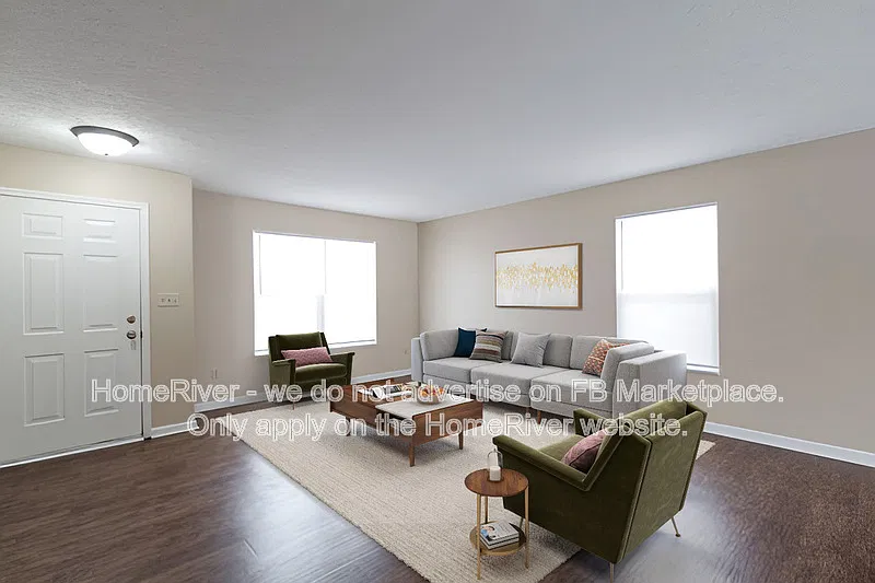 4 bed, 2.5 bath, 2116 sqft, $1,999 — Photo 2