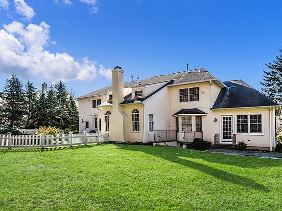 27 Carlton Drive