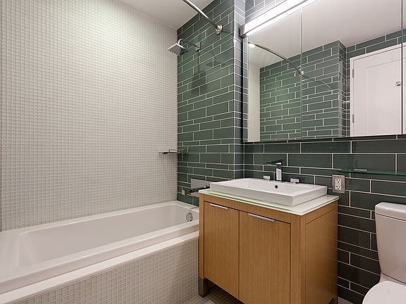 5th image of 22 N 6th St APT 24E