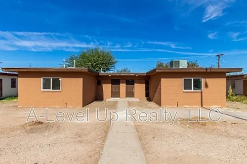 3043 E Proctor Vis #1 Photo 1