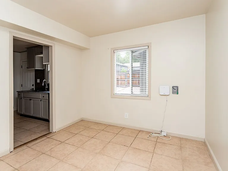 1005 Norwood Ave — Photo 13