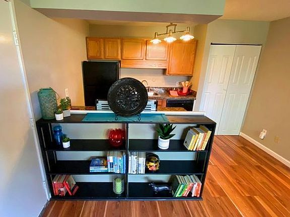 4th image of 850 W Moorhead Cir APT 2B