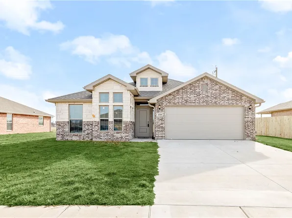 4108 E Razorbill Dr, Siloam Springs, AR 72761