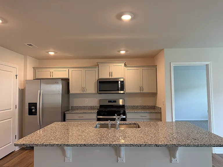121 Cascade Ln — Photo 12