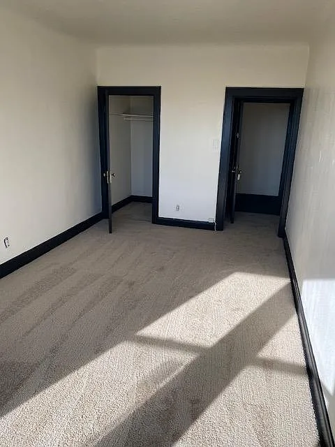 Davis Apartment — Photo 4