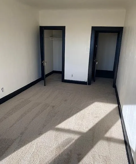 Davis Apartment — Photo 4