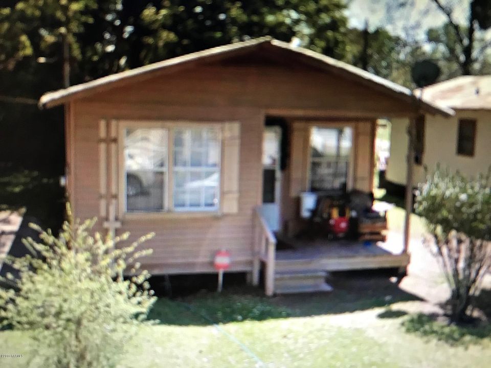 2nd image of 809 N Sterling St