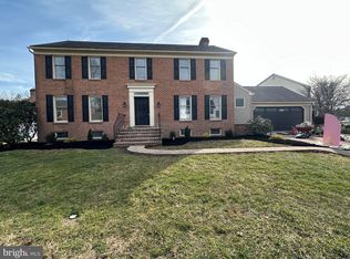 813 Pamelas Ln, Mechanicsburg, PA 17050