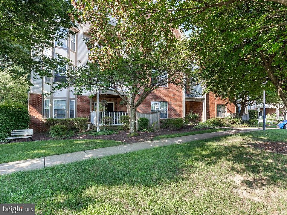 1st image of 619 Admiral Dr Unit 403