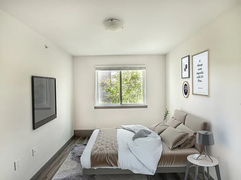 1925 Woodland Dr #301 — Photo 8