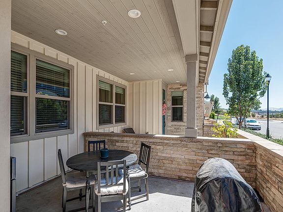 2nd image of 588 Sandalwood Dr
