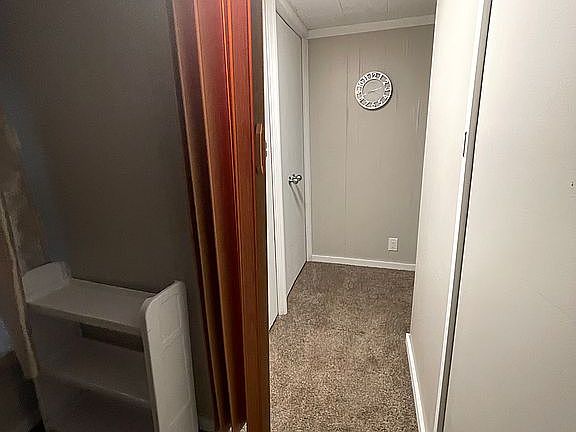 2nd image of 500 Paris Ave