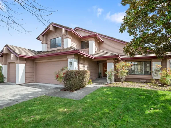 125 Silverado Springs Drive, Napa, CA 94558