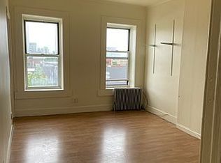 303 Douglass St APT 4, Brooklyn, NY 11217