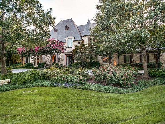 2nd image of 43 Abbey Woods Ln