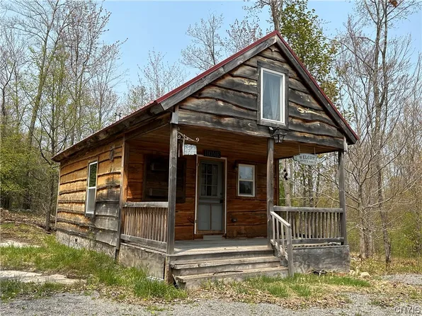 5930 Meadow Ln #27, Castorland, NY 13620