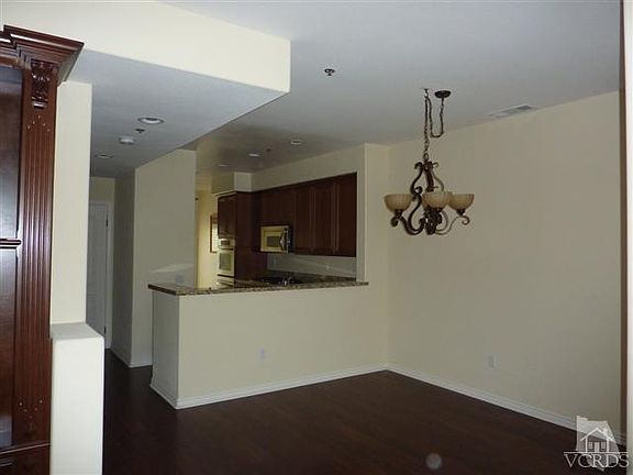 4th image of 312 Hilltop Way