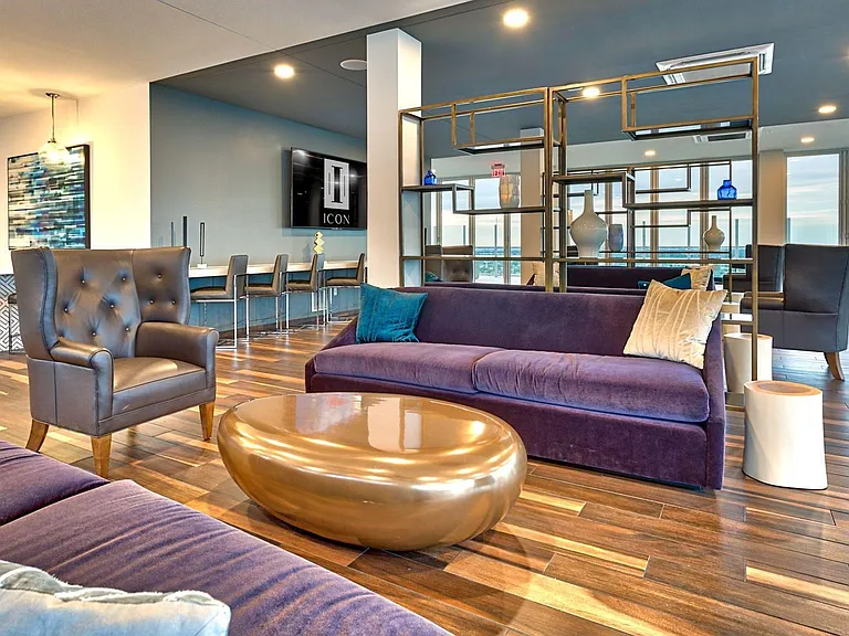 Icon Norfolk Apartments — Photo 13